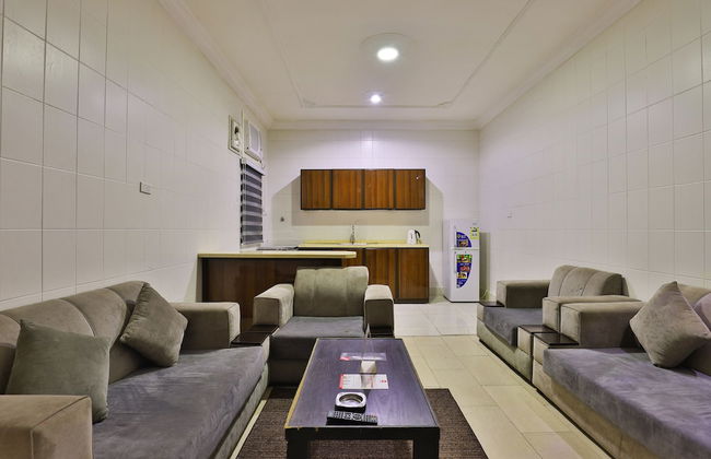 OYO 209 Mayar International Furnished 2 - Foto 15