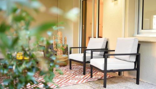 T2 Calme absolu - Coeur Toulouse - Saint Cyprien - climatisation - Terrasse arborée - Foto 2, Garden, Garden view