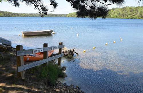 Beautiful Home Close to Ponds and Beach - Photo 20