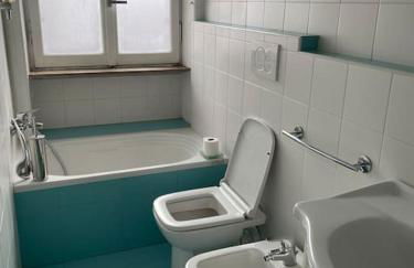 [Duomo walking distance]modern flat with free wifi - Foto 4