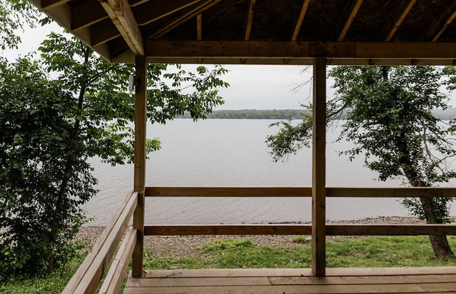 Portage Lakeside Cabins - Photo 11