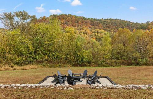 New Barndo/Red River Access/King Beds/Hot Tub - Foto 19