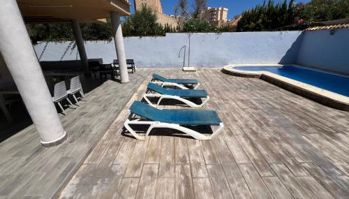 CHALET CON PISCINA A 100m DE LA PLAYA LA MANGA - Foto 3