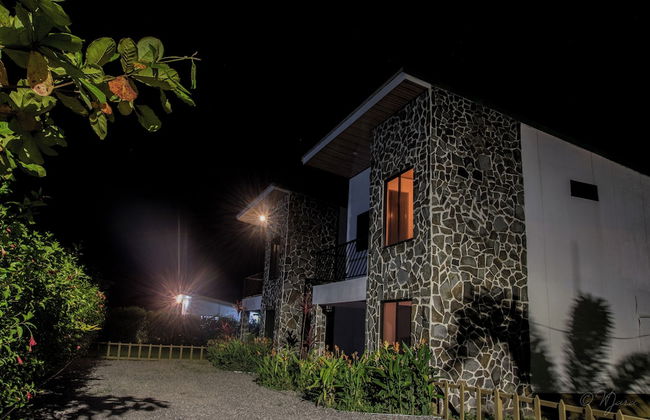 2 Comfortable New Villas Near Pacific, Private Pool With Waterfall! - Photo 49