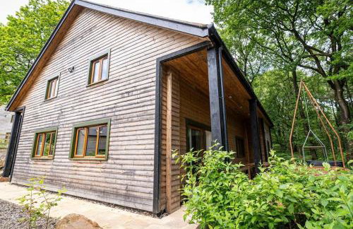 Throwley, woodland lodge with hot tubs for 14 - Foto 40