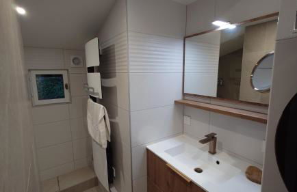 Les pagotins de Garance, Chalet Jura 39, avec sauna panoramique, Meublé classé 4 étoiles - Foto 12