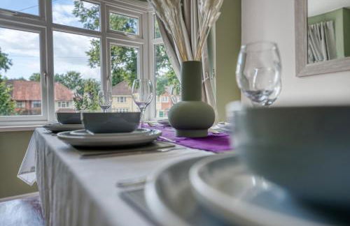 The Moseley House 4BR with Free Parking - Foto 10