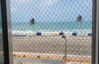 Apartamento pé na areia de frente para o mar - Photo 1