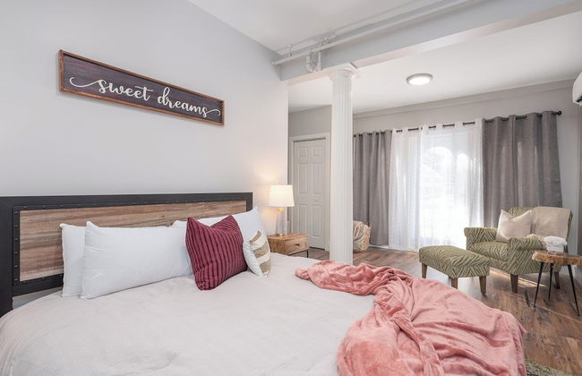 TuckAway Suites at East Branch - Photo 3