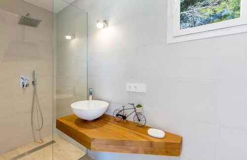 Villa Tesoro, Port Adriano, Sunny South West, Close to Beach, Large Pool, Tennis Court - Foto 49