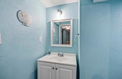 M Avenue Trio Whole Historic Triplex Sleeps 19 Walk to Galveston Beach - Foto 23