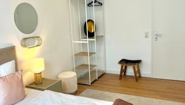 BIG New 7Rooms City Center APARTMENTS and Suites - Foto 4