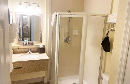 Amazing Waterfront Views Resort, Enjoy Heated Pool & Sunset! - Photo 40