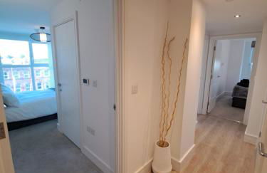 Luxury New 2 Bed/2 Bathroom Flat With Balcony - Foto 7