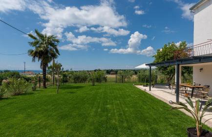 Villa Saini with Sea View - Photo 37