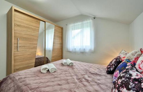 Beautiful Home In Dugo Selo - Foto 29