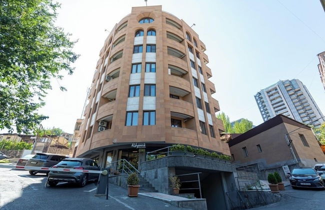 Stay Inn on Saryan 26.3 str. - Photo 68