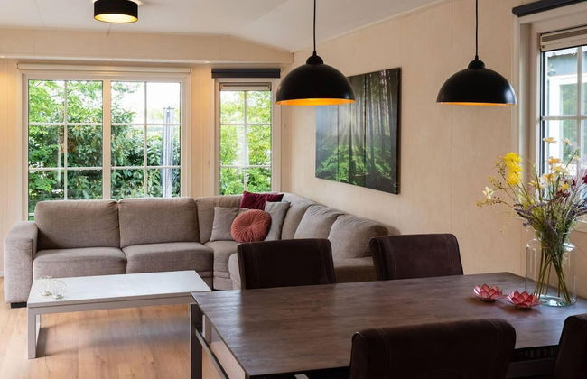 Enjoyin Luxury Chalet With Swimming Pool - Photo 14