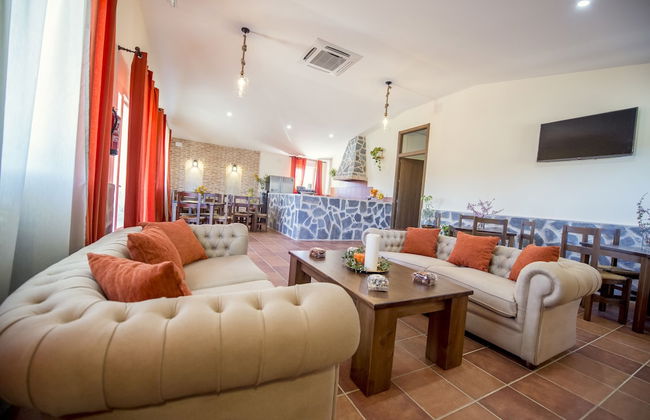 Finca Encinar de las Flores - Photo 15