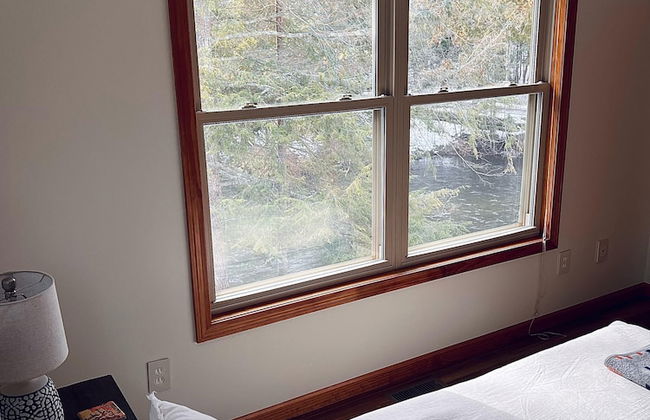 Firefly Lodge! Boardman River! Hot Tub! Woodstove! - Foto 55