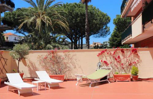 La Terrazza Parco Lauro Apartment - Photo 1