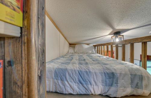 Northville Cabin with Fire Pit, 4 Mi to Boat Ramp! - Foto 20