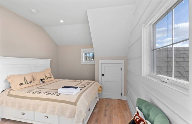 Lady of The Lake - Photo 53