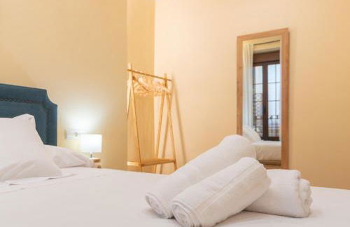 APARTAMENTO PUERTA DE CÓRDOBA- Exterior con balcones - Foto 13