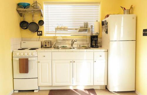 Guesthouse w/ private access and patio - Foto 3