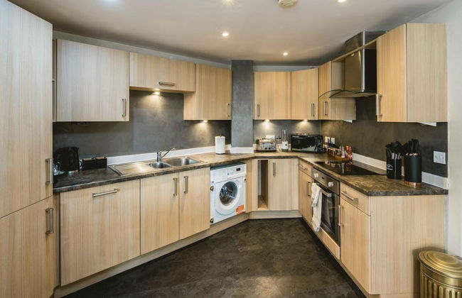 Luxe Living in a 2-bedroom Canary Wharf Haven - Foto 14