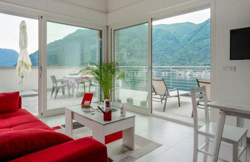 OLEANDRA ROSSA - Foto 1