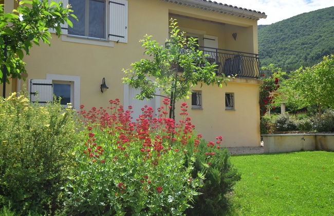 Apartment in Montbrun-les-bains Near Forest - Foto 31