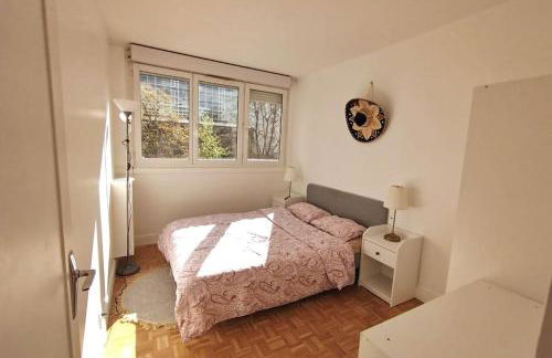 Cosy 2 BR, La Défense, 5 min walk metro+parking - Foto 3