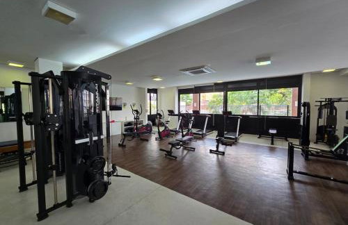 Apartamento aconchegante com piscina e jacuzzi - Foto 31