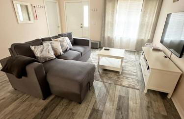 Tranquility Home near Beaches - Foto 24