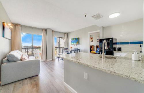 Fabulous Resort Condo with Heated Pool! - Foto 13