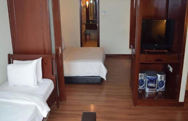Berjaya Times Square Service Apartment - Photo 11