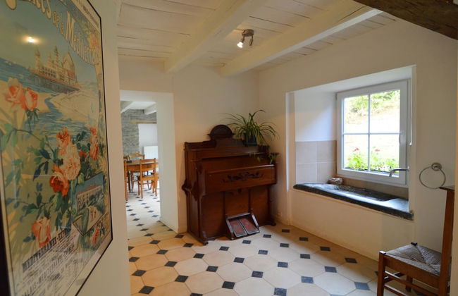 Peaceful Holiday Home With Garden in Fauvillers Belgium - Foto 2