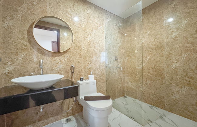 Best Value and Comfortable Living 2BR at Grand Sungkono Lagoon Apartment - Foto 15