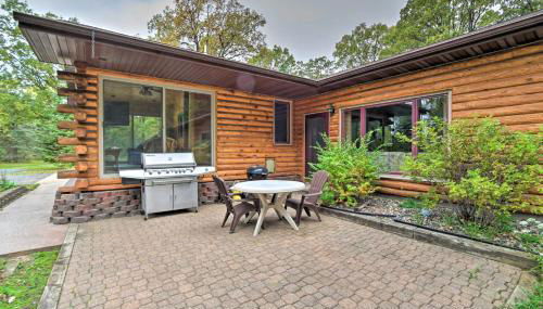 Spacious Lakefront Home with Patio and Boat Dock! - Foto 3