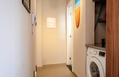 Frente Mar e Conforto | Ar cond, Vaga, Lava e Seca - Foto 18