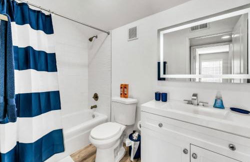 Modern 2BD 2BA Flat Gym and Pool Heart of Downtown - Foto 11