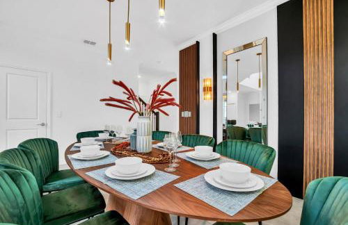 5BR Family Haven Near Disney with Private Pool - Foto 21