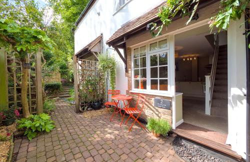 The Lilley Pad in Ludlow Cosy, Central, Perfect for Couples, Netflix & Parking Permit - Photo 19