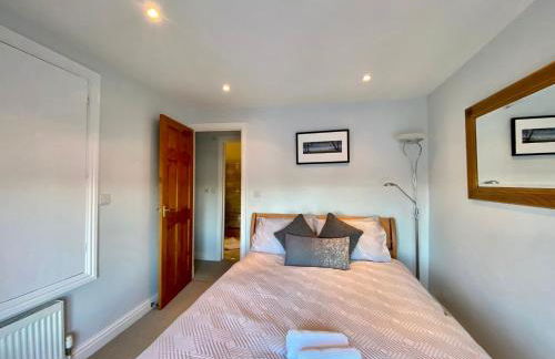 Extended Fishermans cottage with stunning sea views - Foto 10