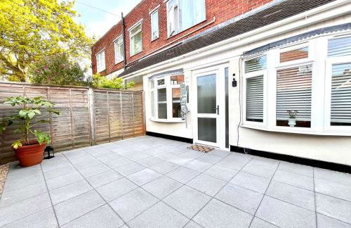 Seaside Snug by Honeywhite Homes - Photo 3