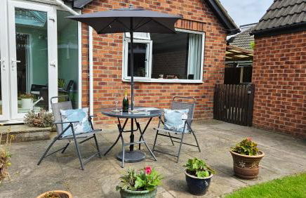 Peaceful Garden House, Dog Friendly - Foto 4