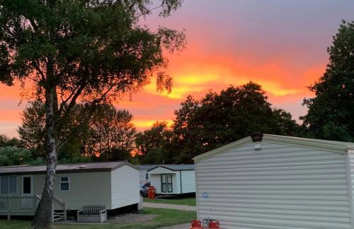 Serenity 2 and Serenity 1 Central lounge sleeps 6 3 bedrooms with 2 bathroom - Foto 35