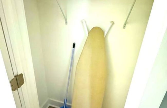 Modern Cozy Unit With King Bed - Foto 17