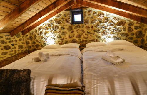 Ξενώνας Νικόλ - Photo 23